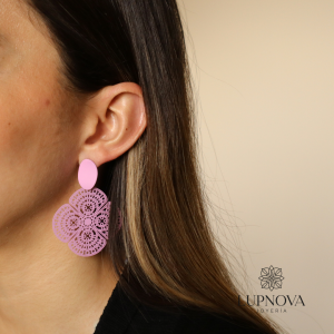 Aretes metálicos calados hoja retro fit