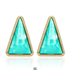 Aretes triángulo de resina